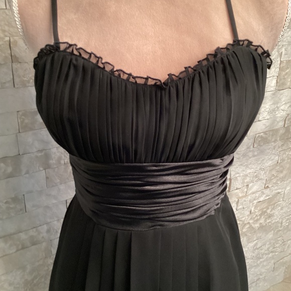 Democracy Dress (NWT) - Picture 4 of 13